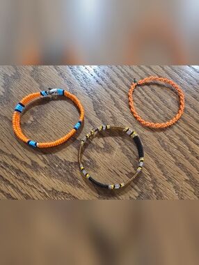 BSet Of 3 Beaded Bracelet Set - Orange & Black Colors